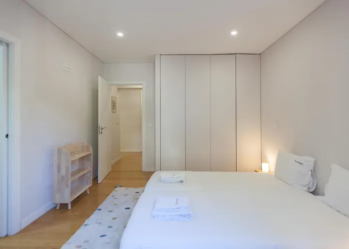 Apartman Flh Gulbenkian With Balcony *