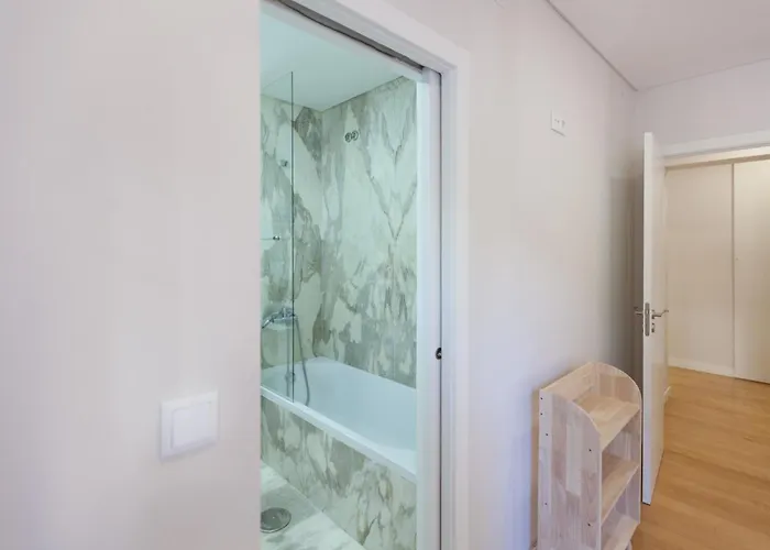 Flh Gulbenkian With Balcony Apartman