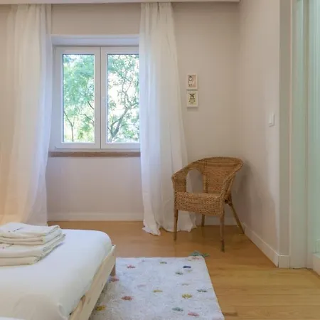 Flh Gulbenkian With Balcony Apartment Lisbon